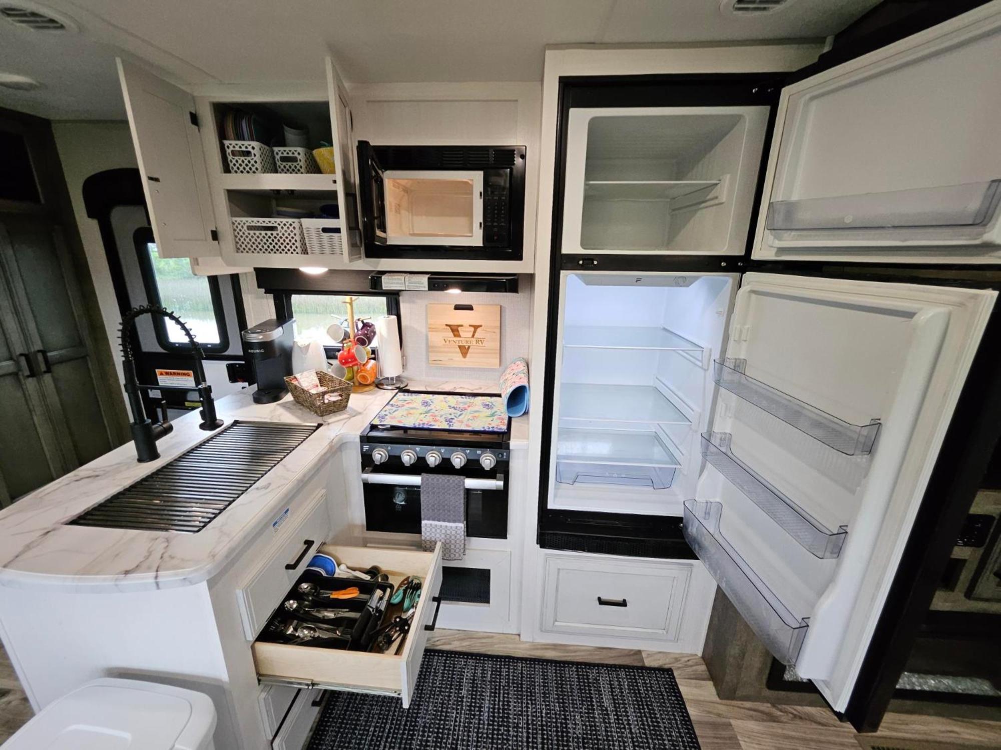 Hailey'S Beach-N-Bay Rv Resort Gilchrist 외부 사진
