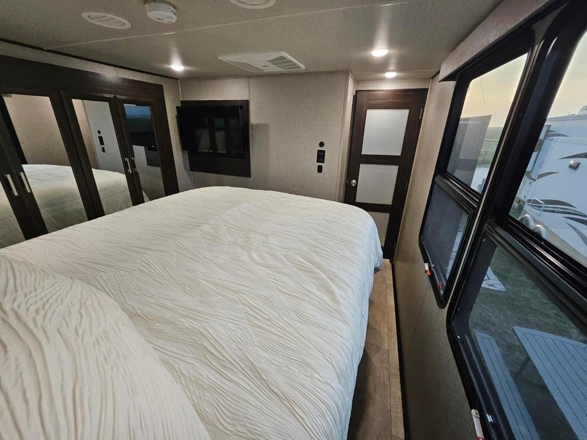 Hailey'S Beach-N-Bay Rv Resort Gilchrist 외부 사진